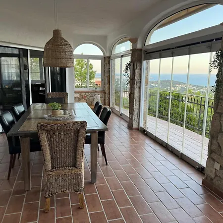 Prospecto Villa